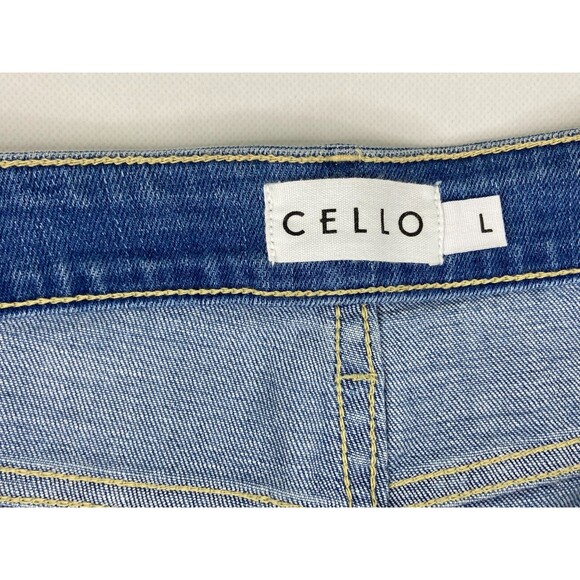 Cello Women Large Denim Shorts Mom Jeans Cuff High Rise NWT - Picture 5 of 8